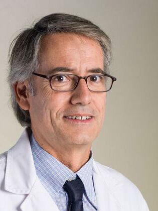 Médico proctólogo Agus Lahera León